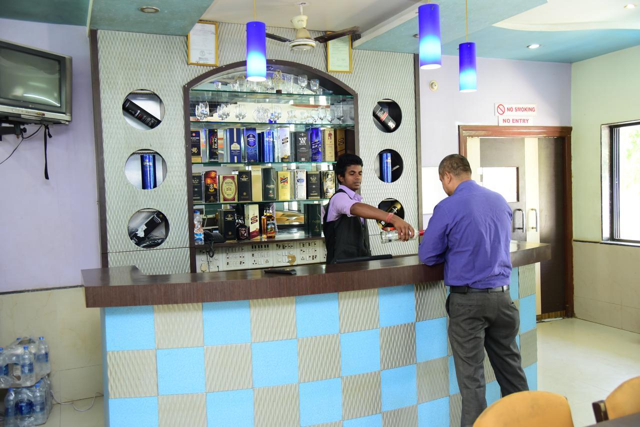 River Touch Resort Silvassa Exteriér fotografie