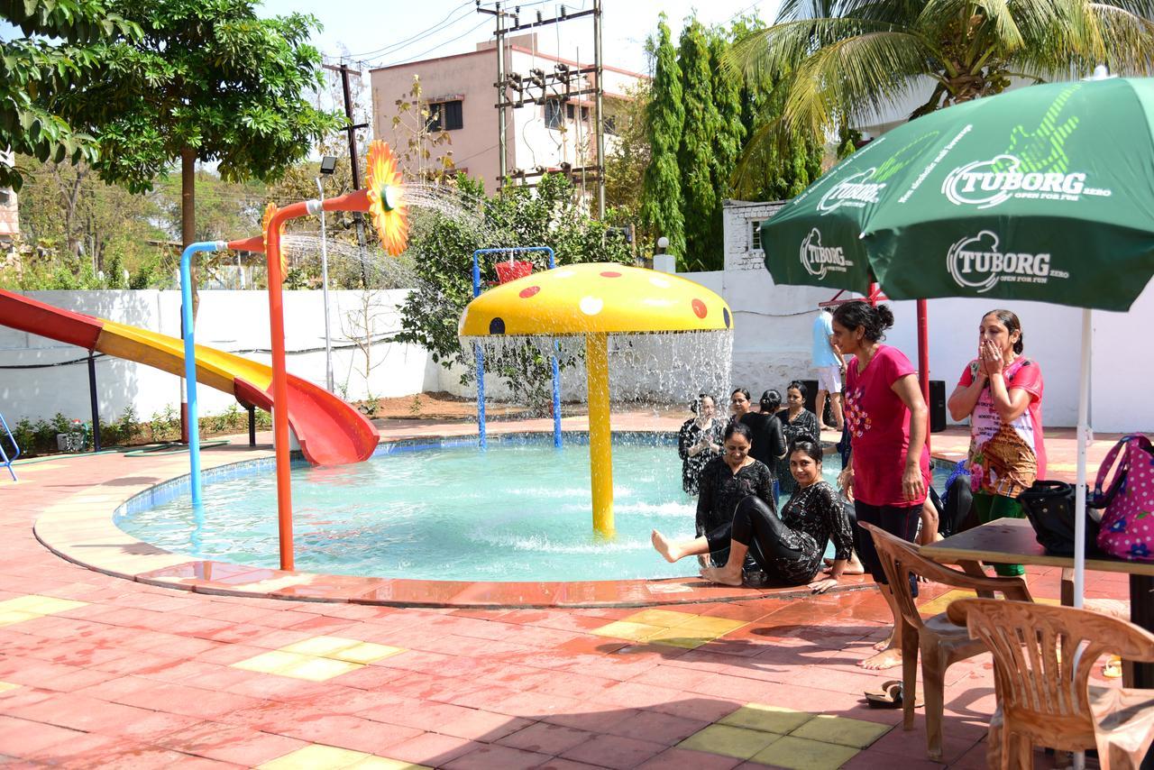 River Touch Resort Silvassa Exteriér fotografie